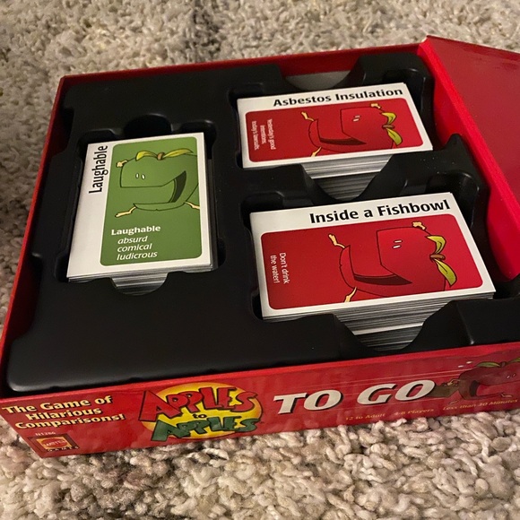 Apples to Apples To Go - Picture 3 of 3